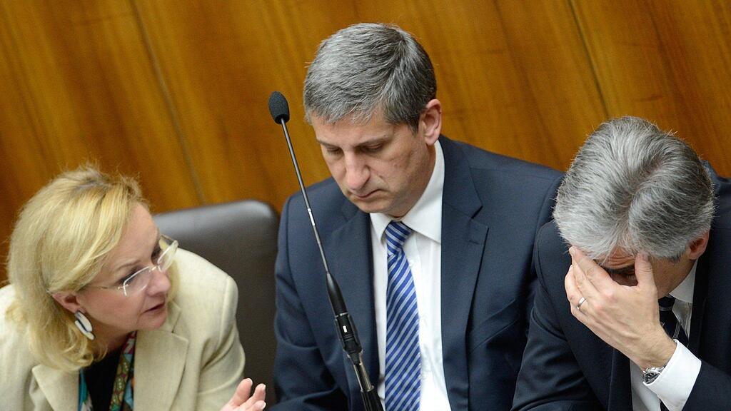 Vizekanzler wiegelt im Koalitionsstreit um Briefentwurf ab.