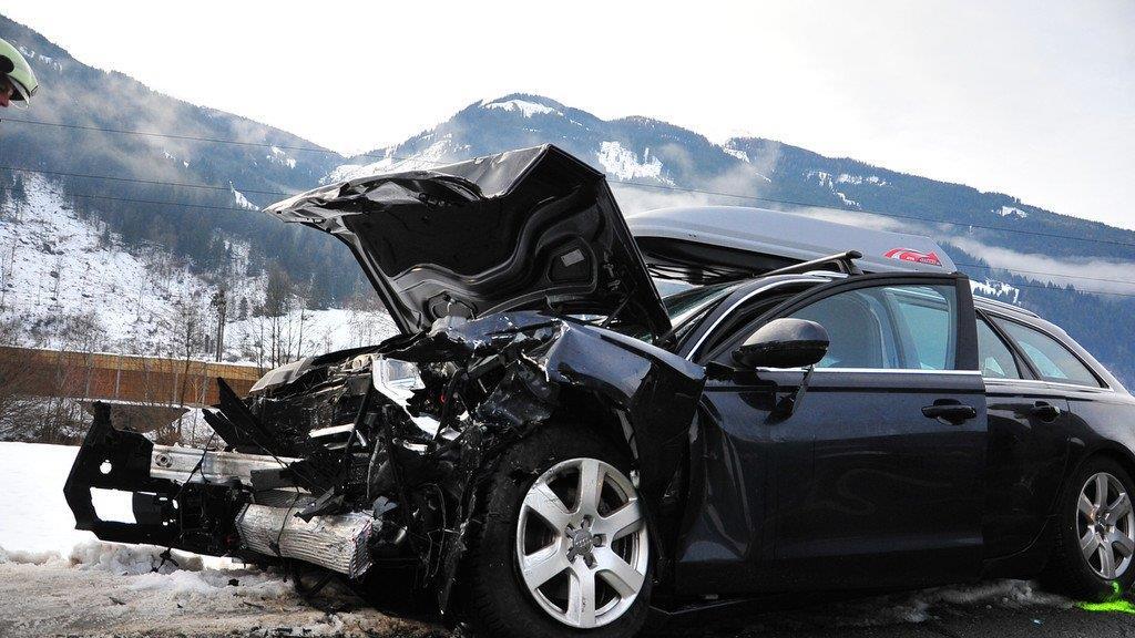 B167: Tödlicher Crash, I