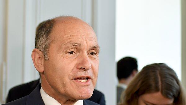 Minister Sobotka berichtete von der groß angelegten Aktion