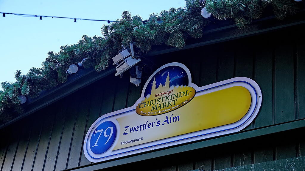 Salzburger Christkindlmarkt Aufbau