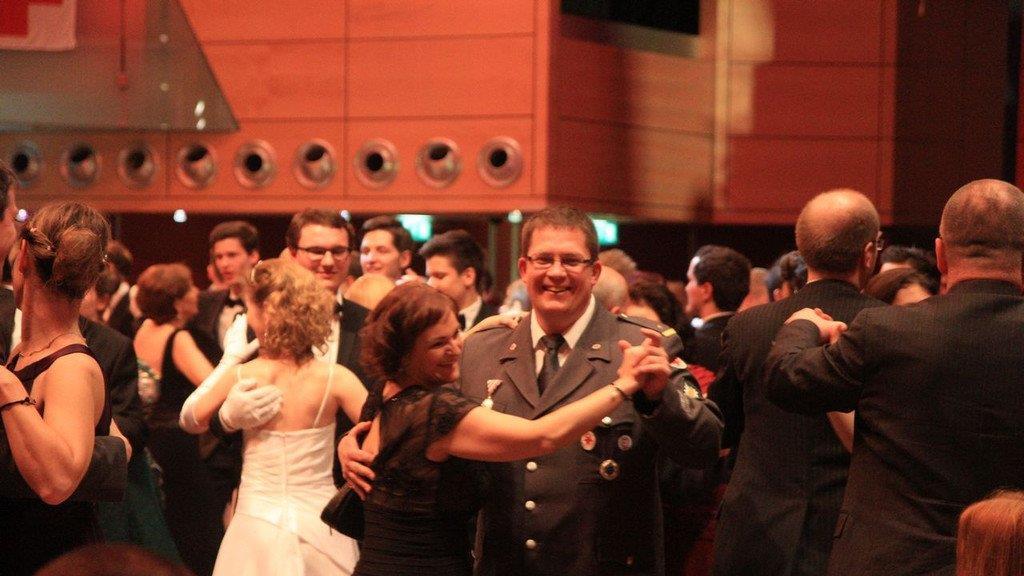 Rot-Kreuz-Ball2014 Teil I