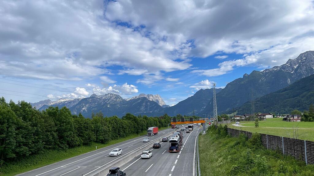 Stau A10