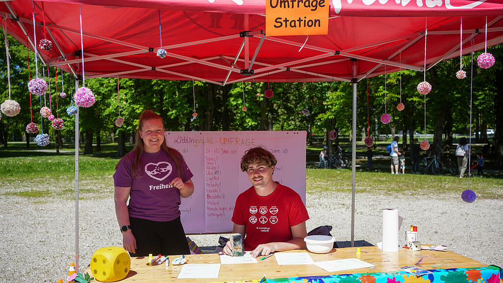 Er\u00f6ffnung Volksgartenfest 2024