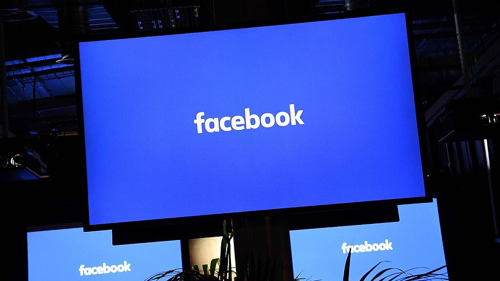 Facebook, SB