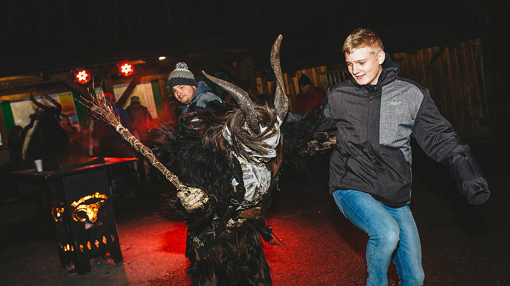 20181125-Krampuskränzchen-69.jpg
