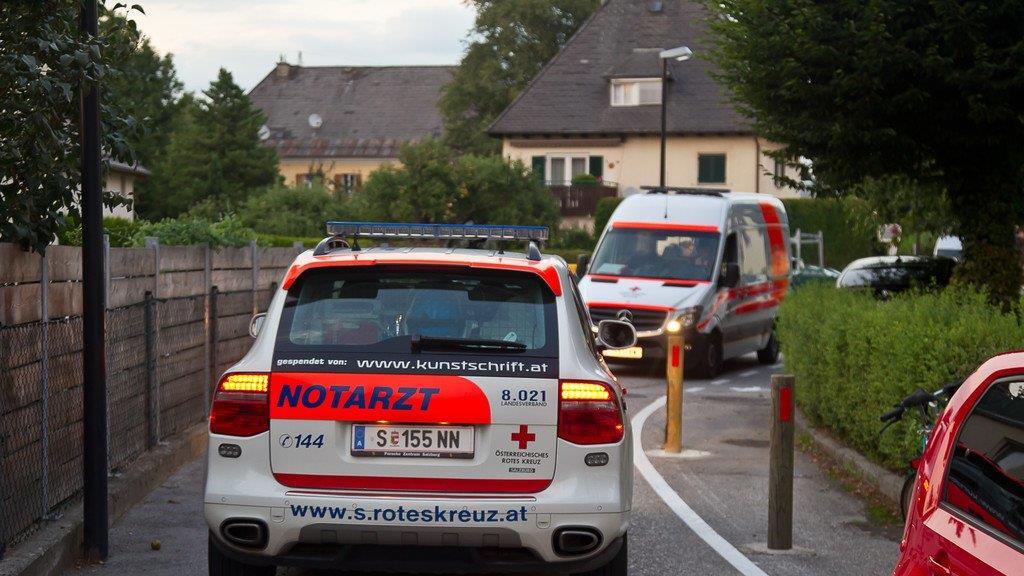 Liefering: Crash zwischen Radfahrerin und Fußgänger