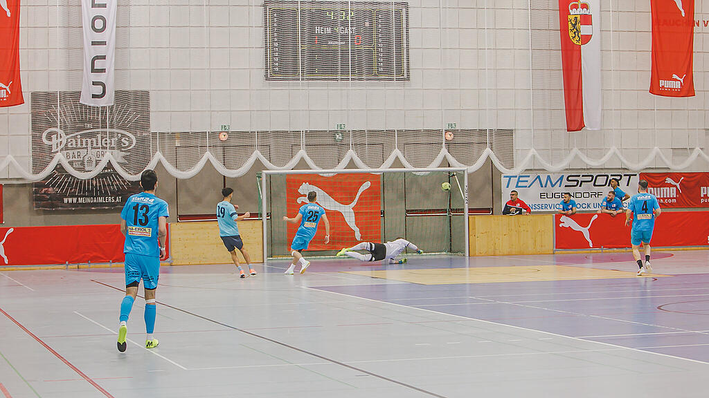 Salzburger Stier, Hallenfußball