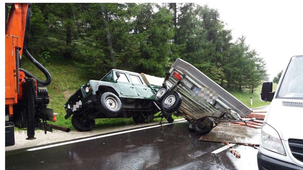 Pkw-Crash auf der B145