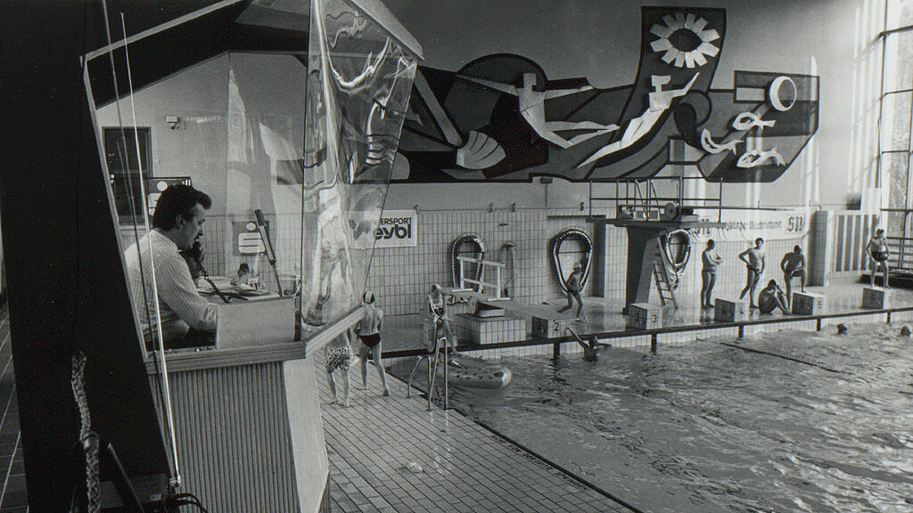 Paracelsus_Hallenbad_Februar_1993.jpg