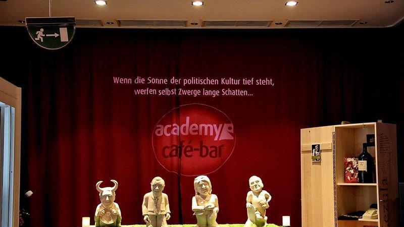 Versteigerung in der academy