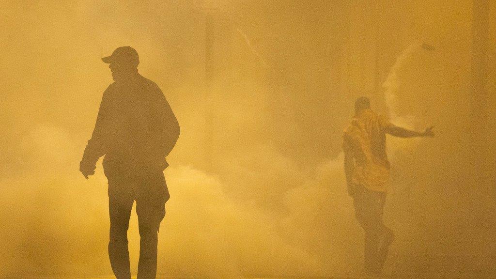 Hunderte trotzten nächtlicher Ausgangssperre in Baltimore