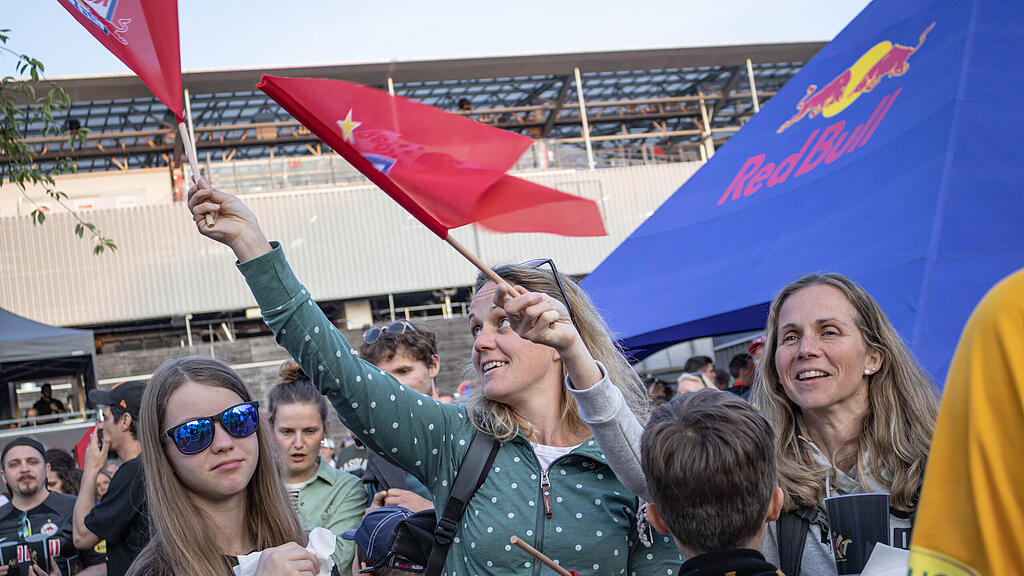 Die gro\u00dfe Meisterparty des FC RedBull Salzburg