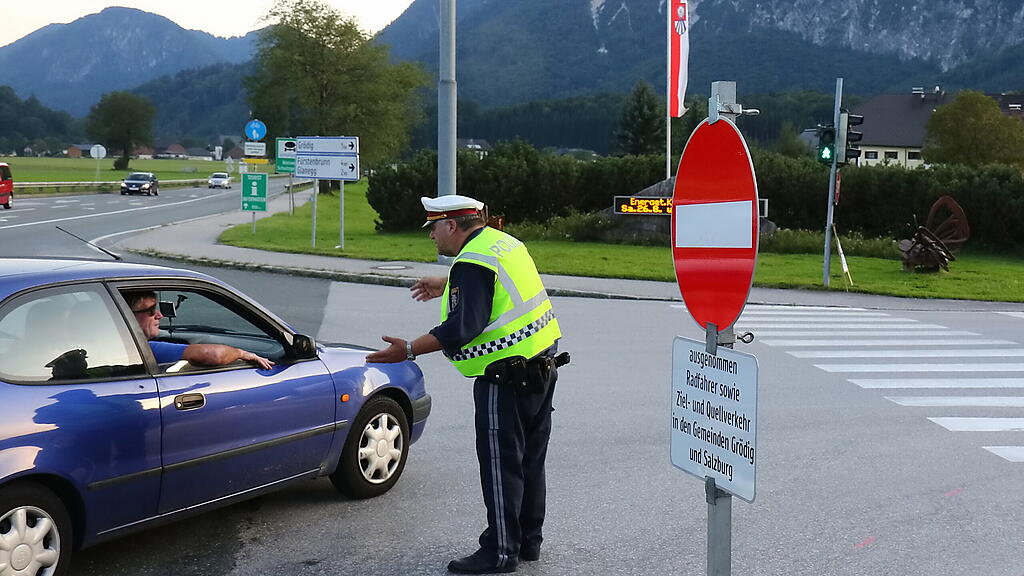 Grödig sperrt die Durchfahrt für Stauflüchtlinge (Archivbild)