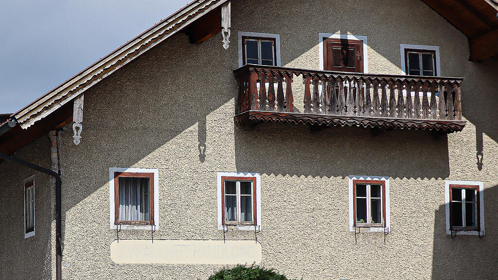 Maibaumaufstellen Berndorf