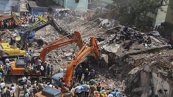 Das Gebäude in Mumbai stürzte am Freitag ein