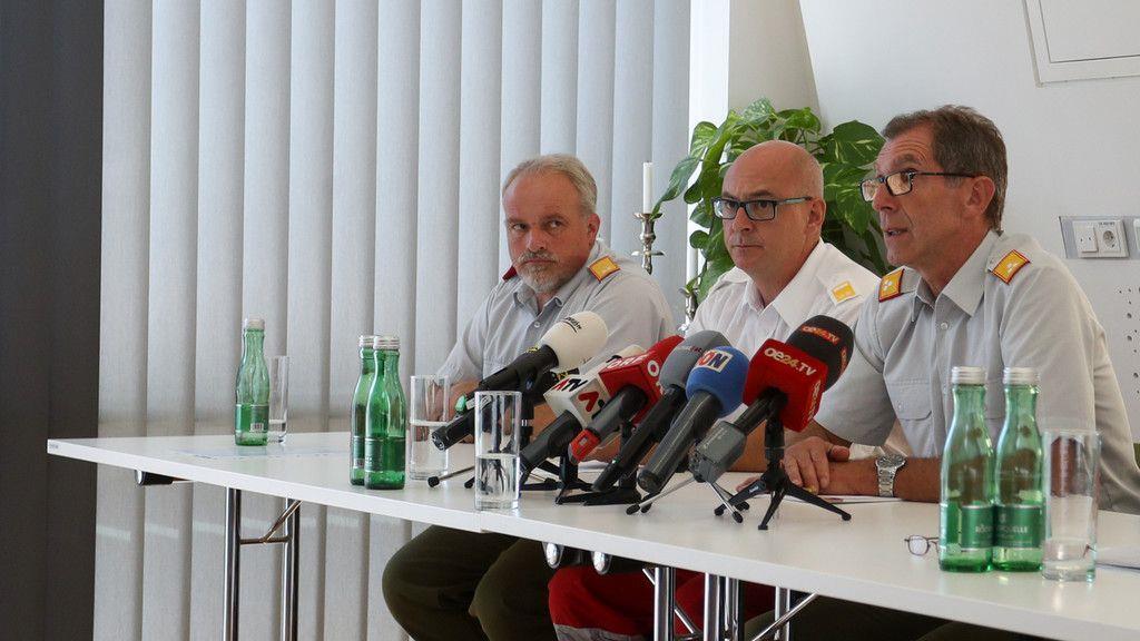 Pressekonferenz nach Sturmunglück