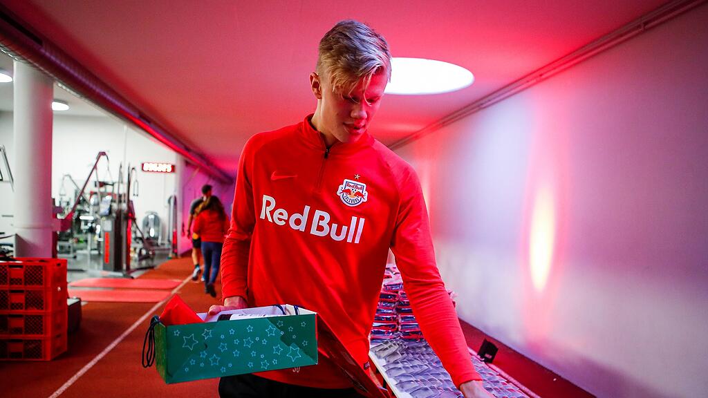 Weihnachten im Schuhkarton, Red Bull Salzburg