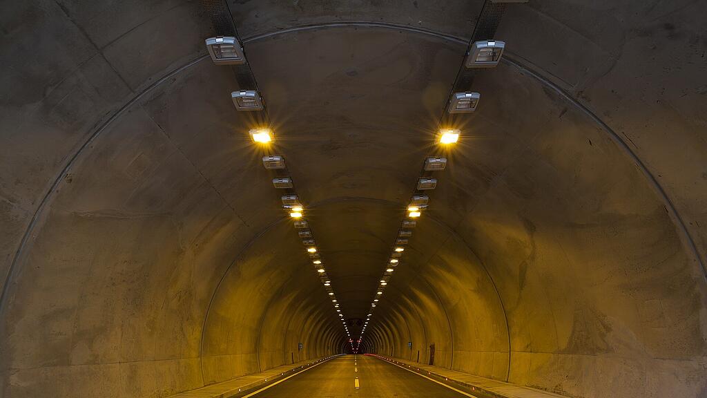 Tunnel, Autobahn, SB