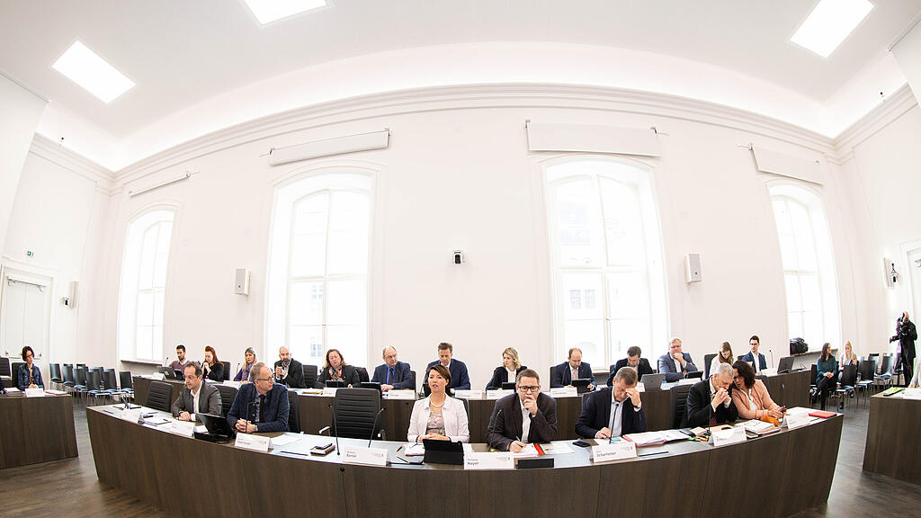 015_Landtag_neuer_Saal_200219.jpg