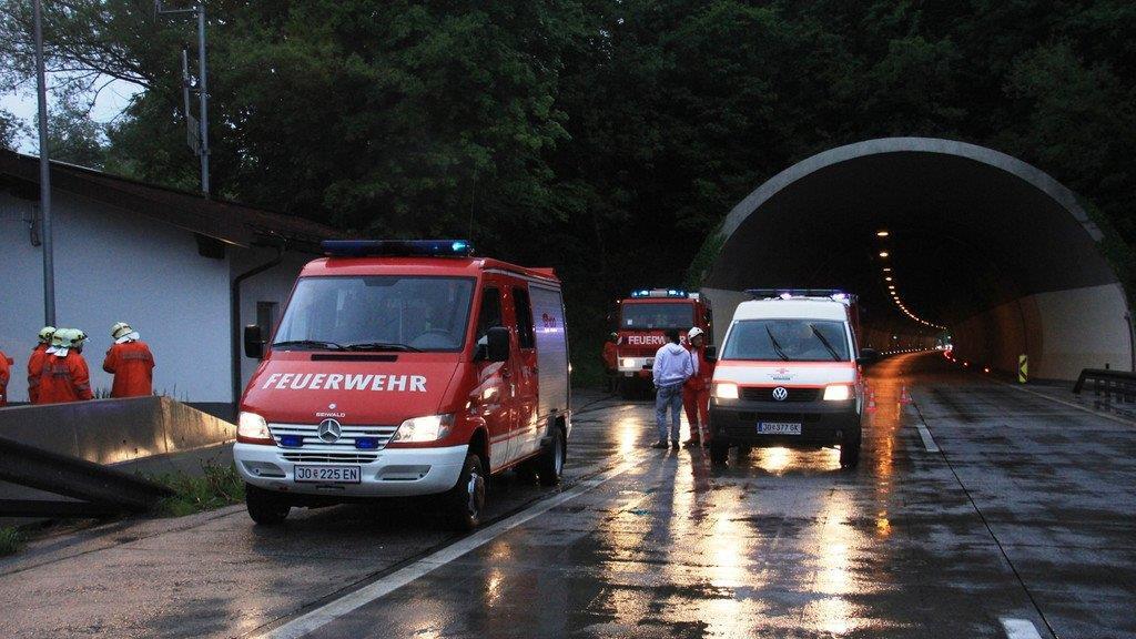 A10: Auto fängt Feuer