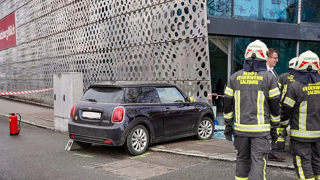 Auto Hausmauer