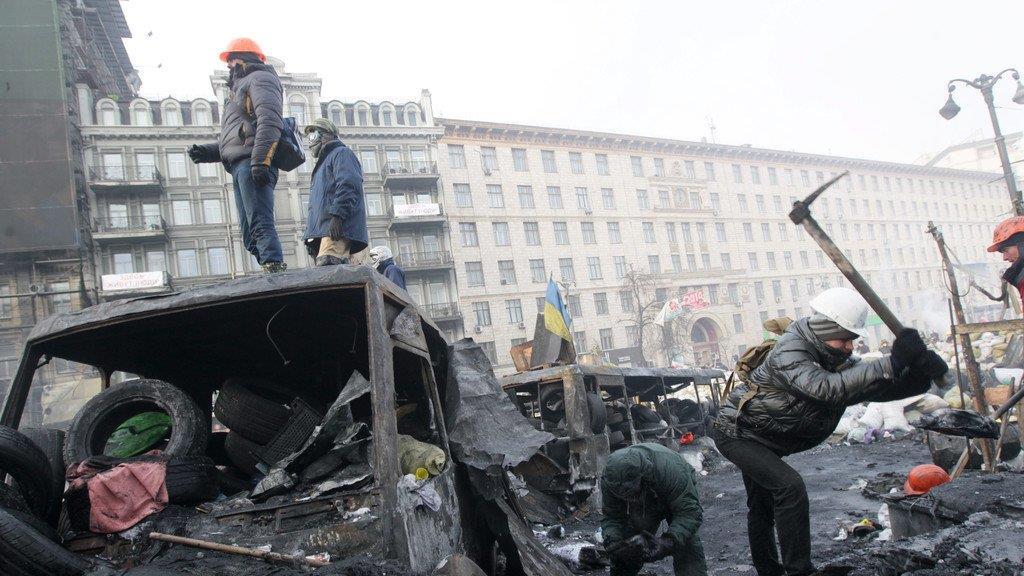 Machtkampf in der Ukraine: Proteste in Kiew