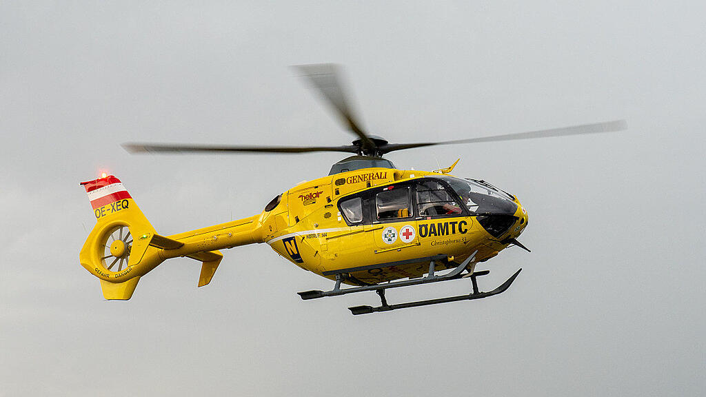 Der Verletzte wurde mit dem Hubschrauber ins Spital geflogen