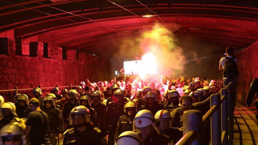 Red Bull Salzburg - Roter Stern Belgrad: Fanmarsch