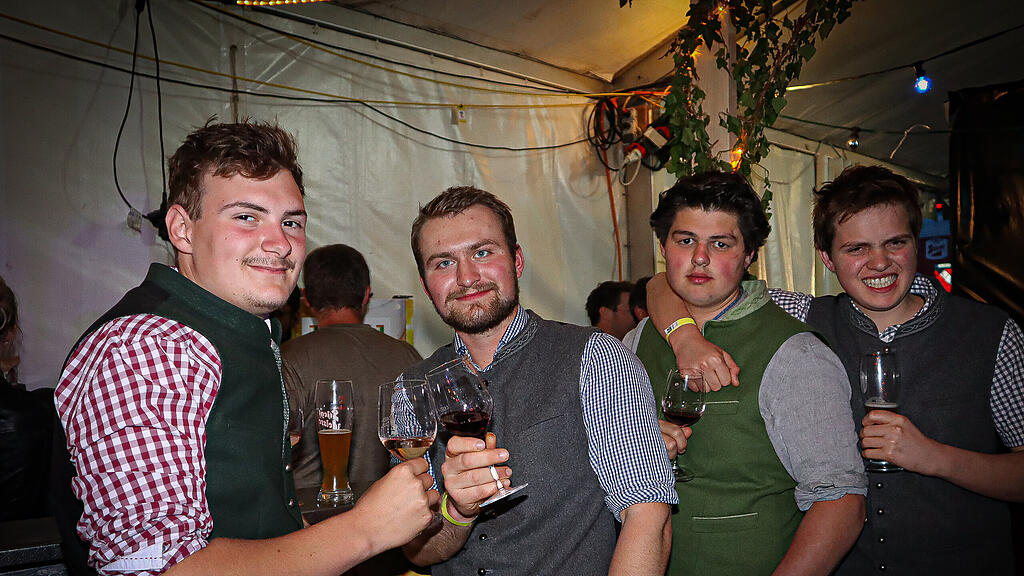 Bierzelt Unken