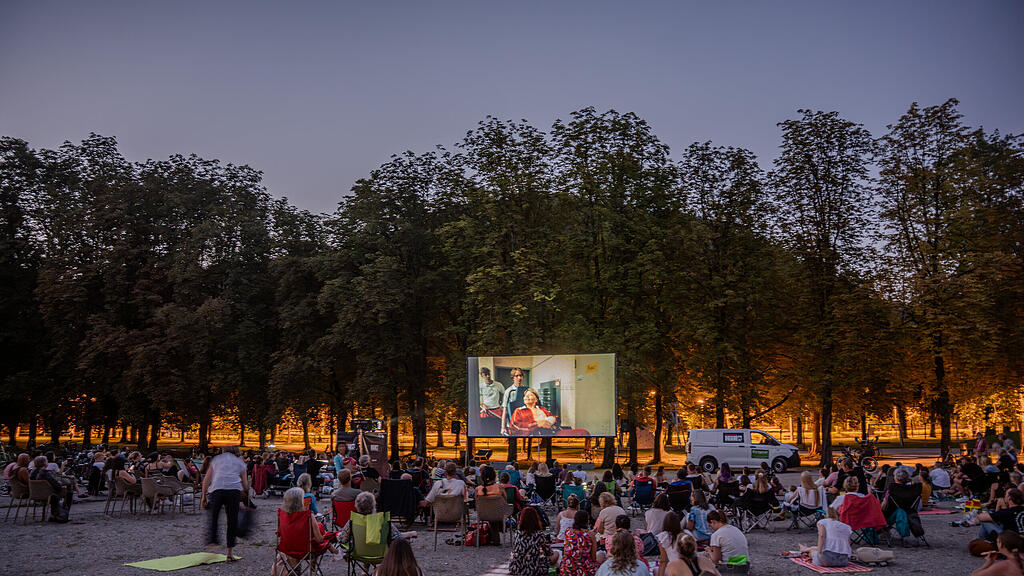 Live in Salzburg - Sommerkino "80 Plus"