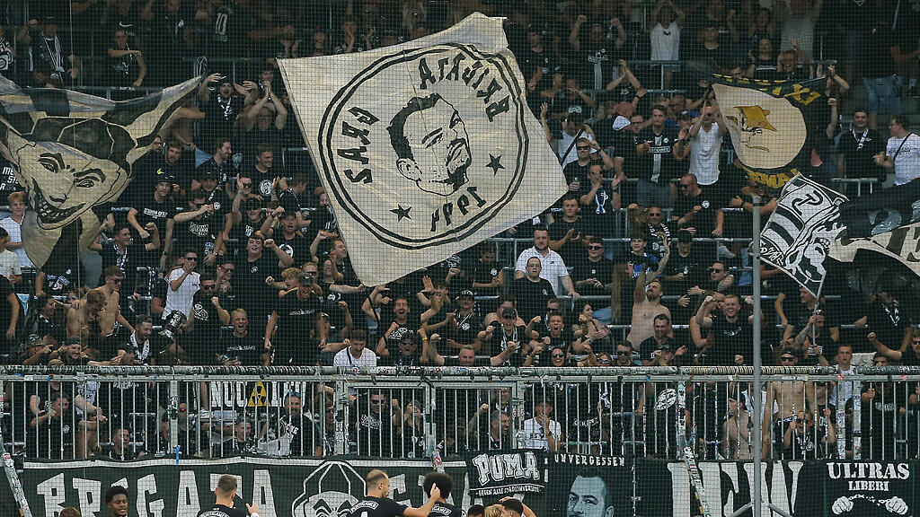 FUSSBALL/BUNDESLIGA/ADMIRAL BUNDESLIGA/7. RUNDE: RED BULL SALZBURG - SK PUNTIGAMER STURM GRAZ