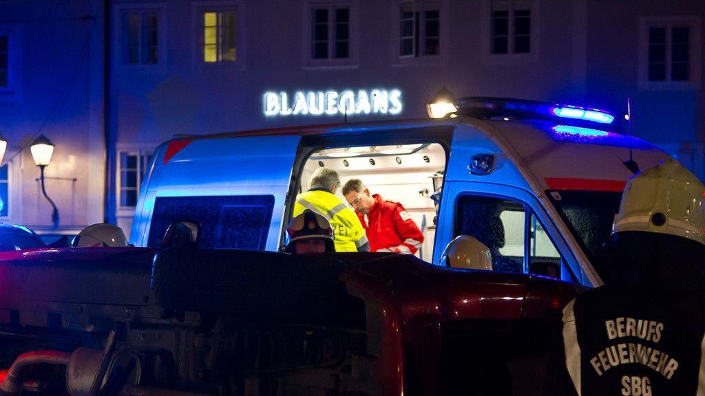 Pkw-Unfall am Herbert-von-Karajan-Platz