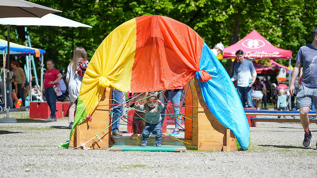 Er\u00f6ffnung Volksgartenfest 2024