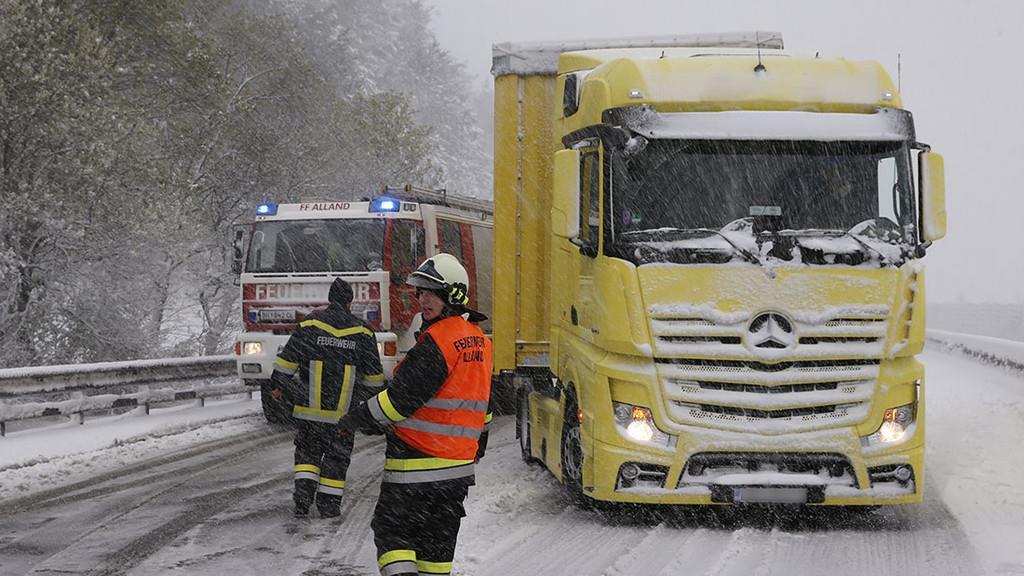 Dauereinsatz für Einsatzkräfte in NÖ und Wien