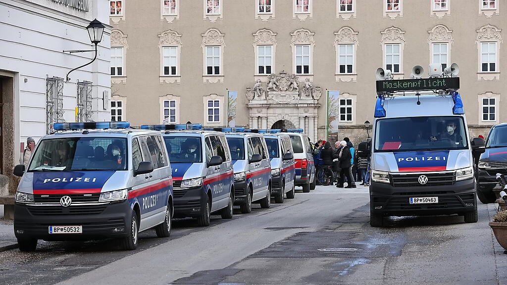 Corona-Demo in der Stadt Salzburg