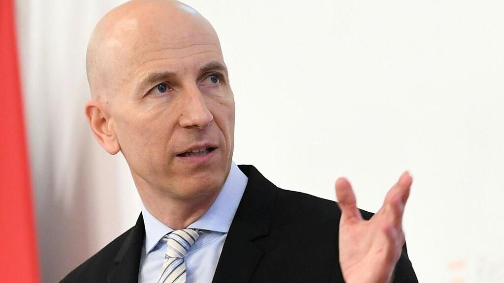 Arbeitsminister Kocher erwartet eine weitere Besserung am Arbeitsmarkt