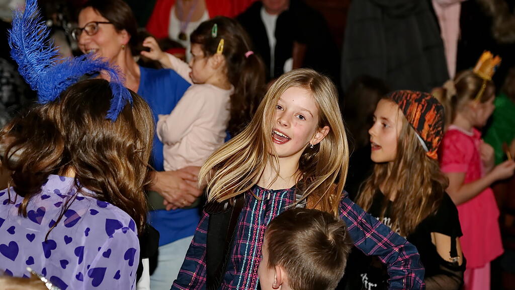 20250126_fmt_kinderfasching_m\u00fclln_KJ037.JPG