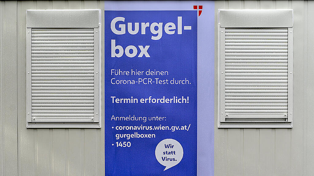 100 Infizierte stecken derzeit im Schnitt 133 weitere Menschen an