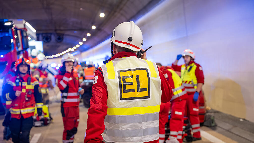 Große Einsatzübung im Lieferinger-Tunnel