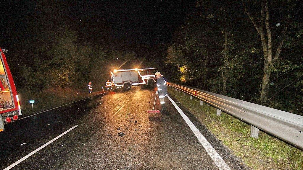 Bilder vom Unfallort auf der B1