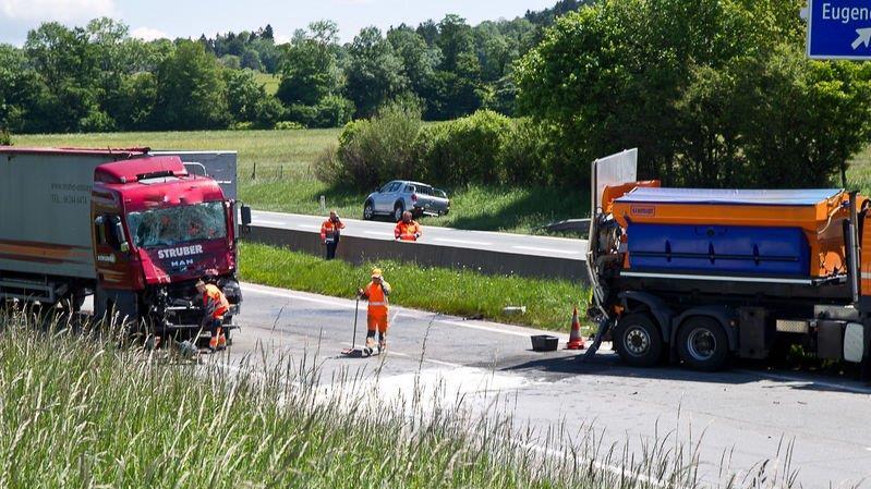 Lkw-Crash auf A1 II