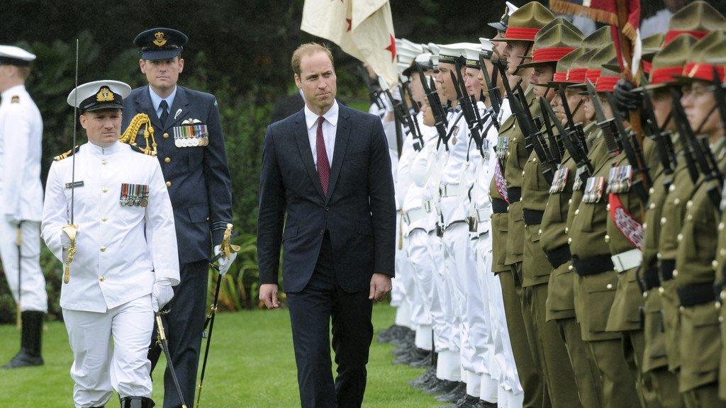 William, Kate und George in Neuseeland angekommen
