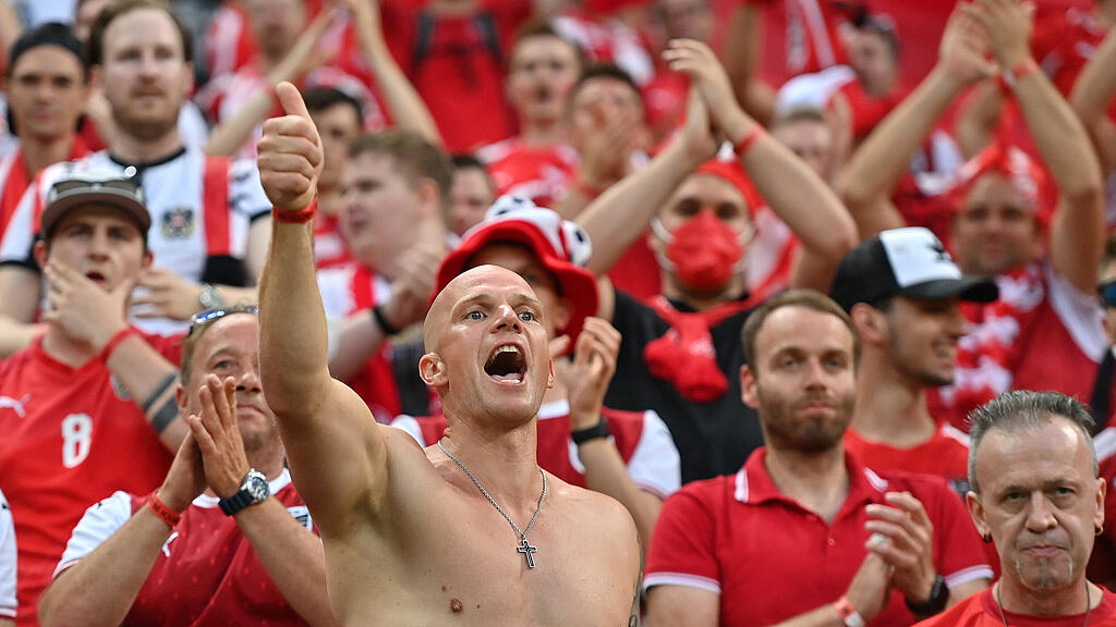 Ukraine_\u00d6sterreich_EM_Fans