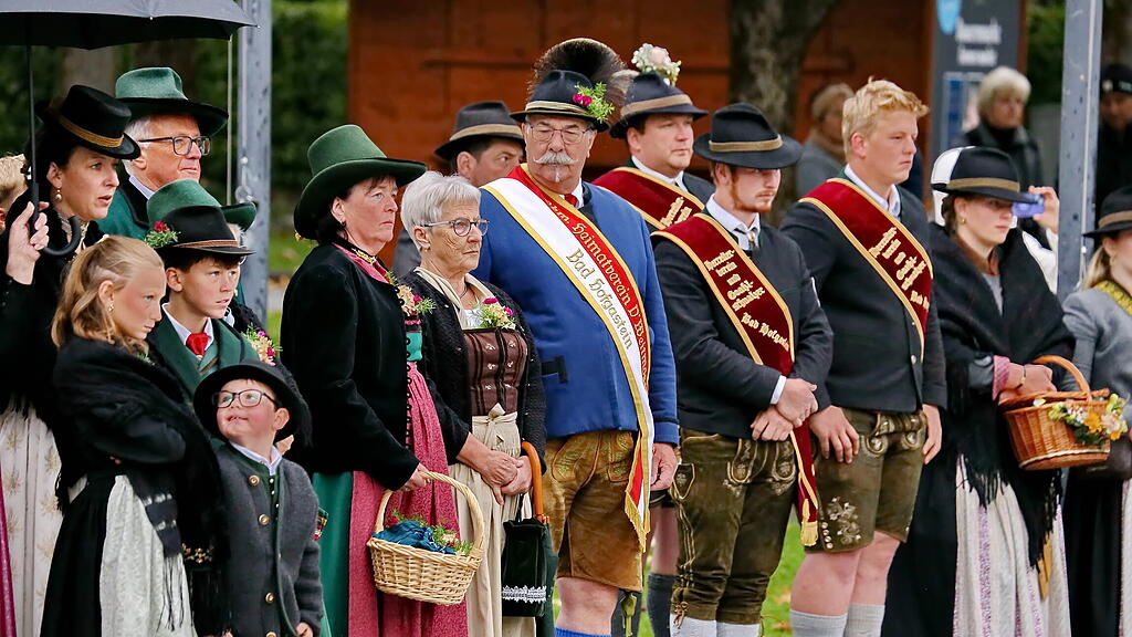 Bad Hofgastein feiert Erntedankfest und Altarweihe