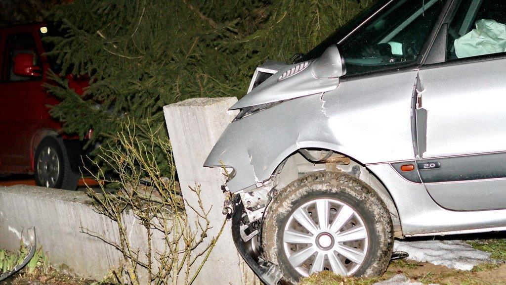 Pkw-Unfall in Hallwang