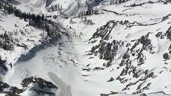 Skitourengeher stürzt am Hohen Göll in den Tod