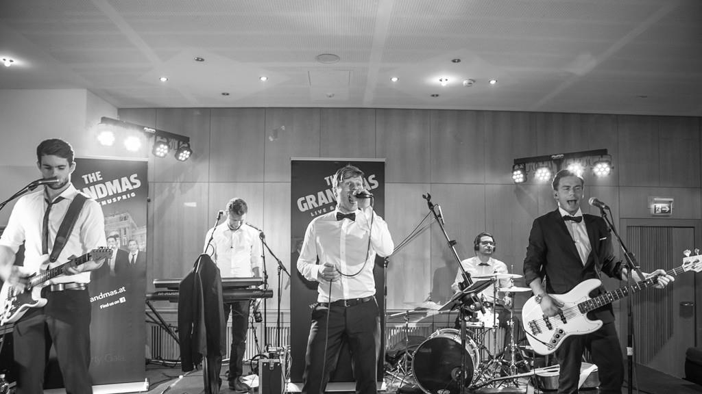 Ball der HAK Neumarkt, III