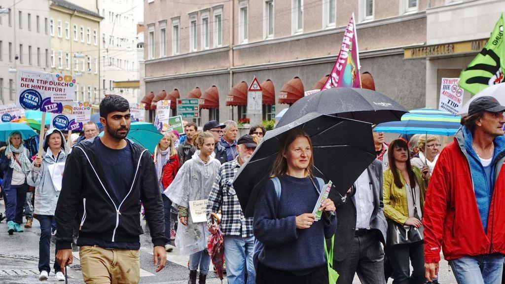 Demo gegen TTIP und CETA in Salzburg I