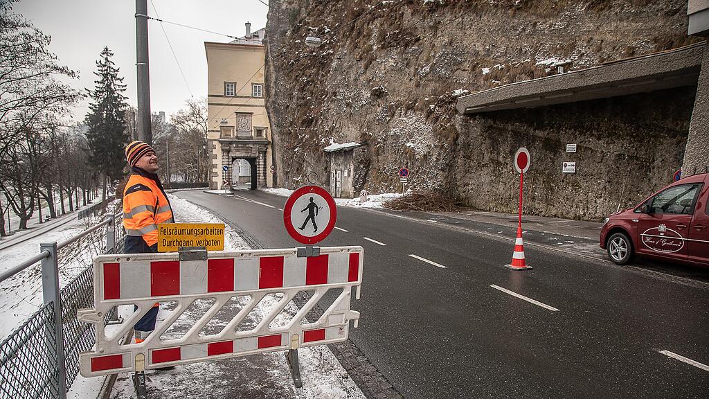 Bergputzer in der M\u00f6nchsbergwand im Einsatz