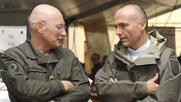 Othmar Commenda und Gerald Klug (re.)
